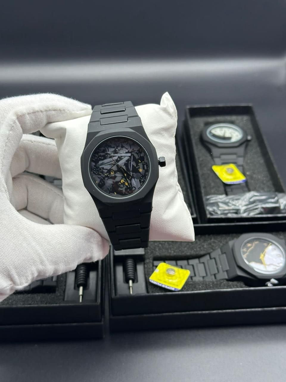 MONTRE CARBONE NOIR