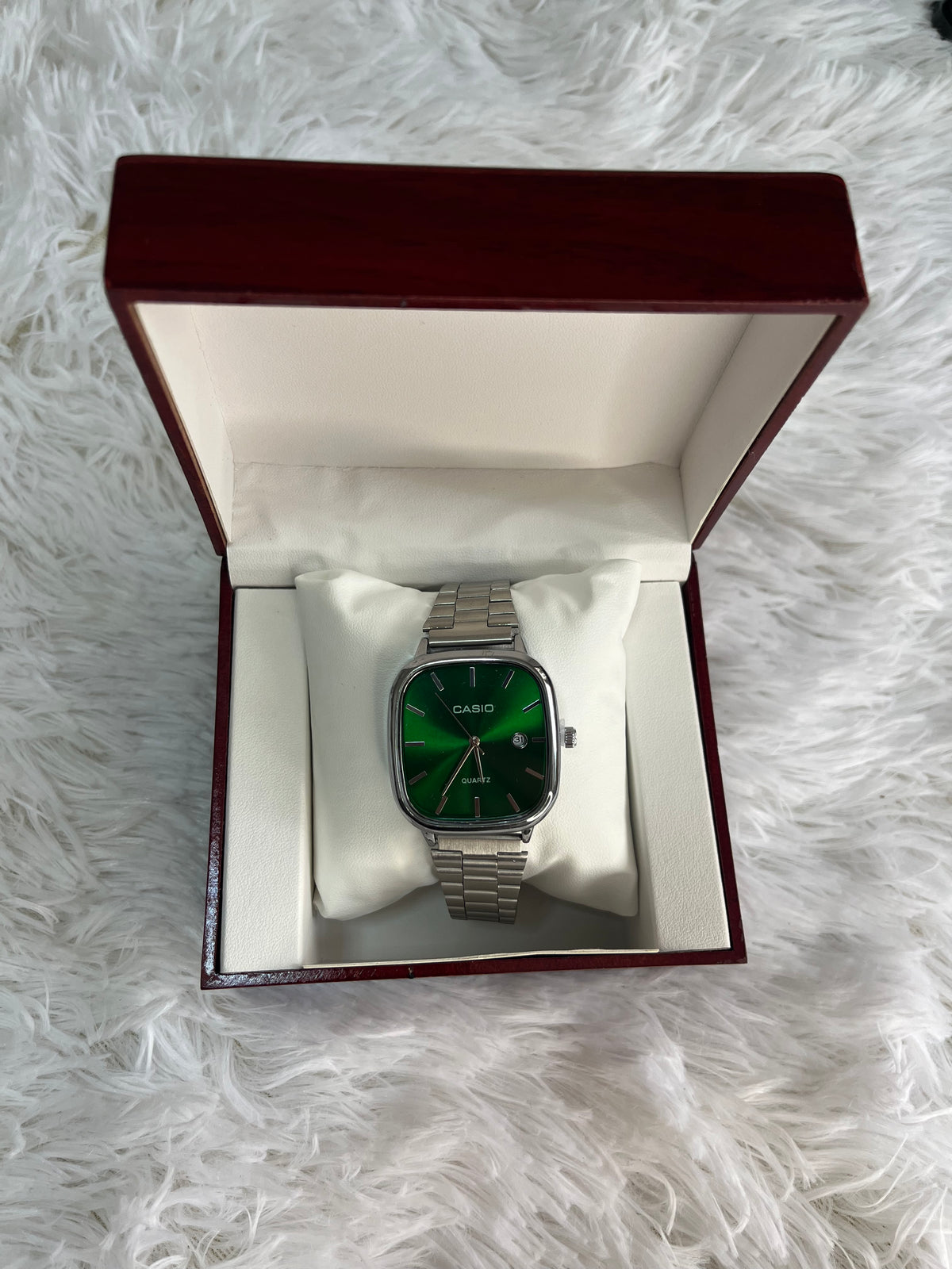CASIO QUARTZ ACIER COFFRET
