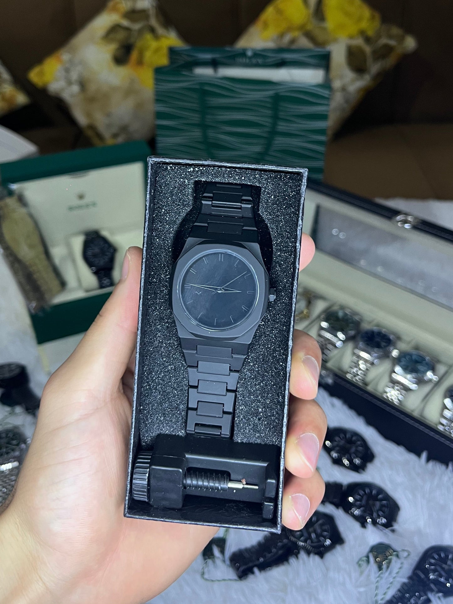 MONTRE FULL BLACK