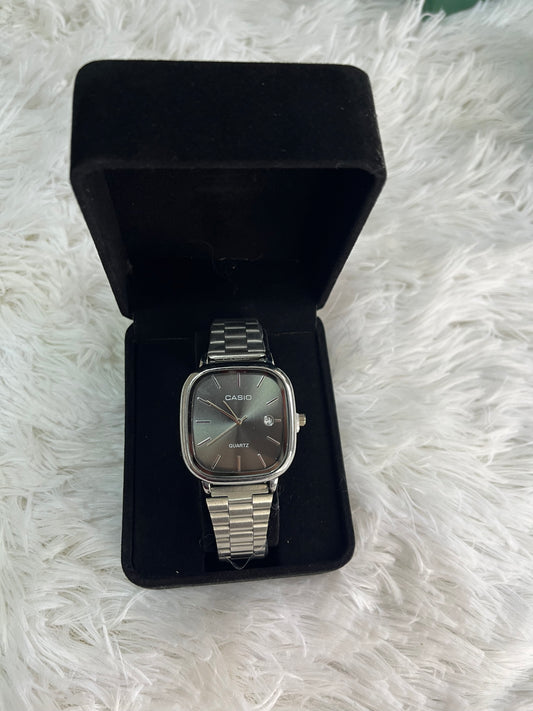 CASIO QUARTZ ACIER