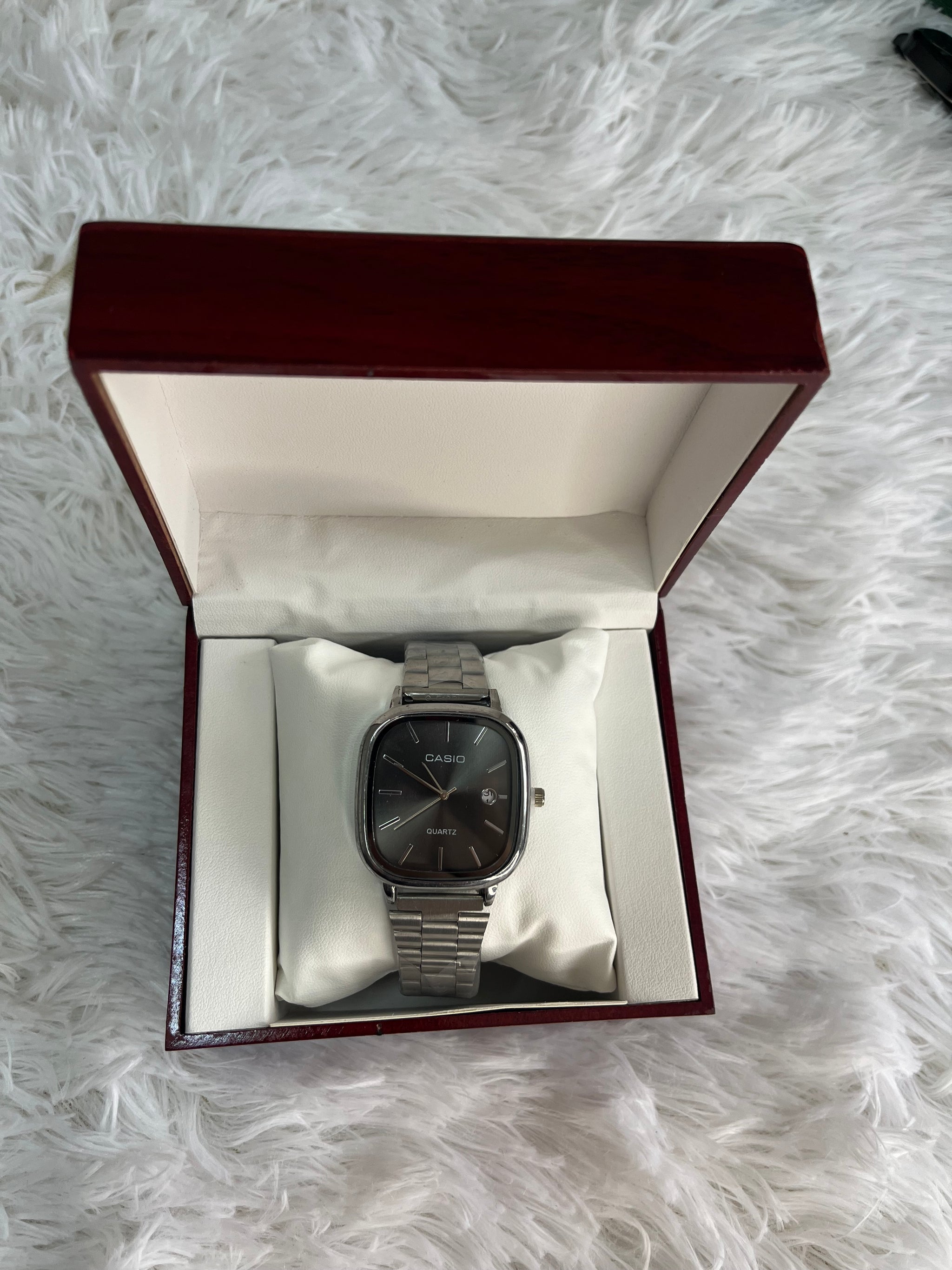 CASIO QUARTZ ACIER COFFRET